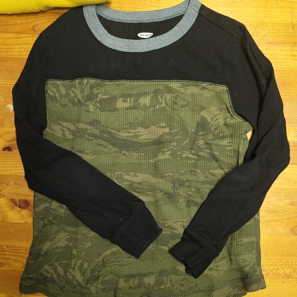 Old Navy Camouflages Top Tee Shirt 6-7